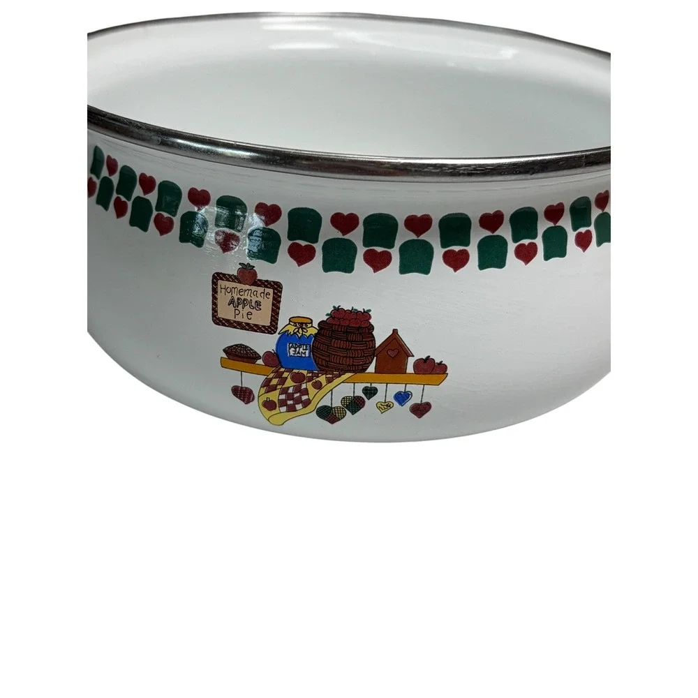 Vintage Enamel Saucepan 